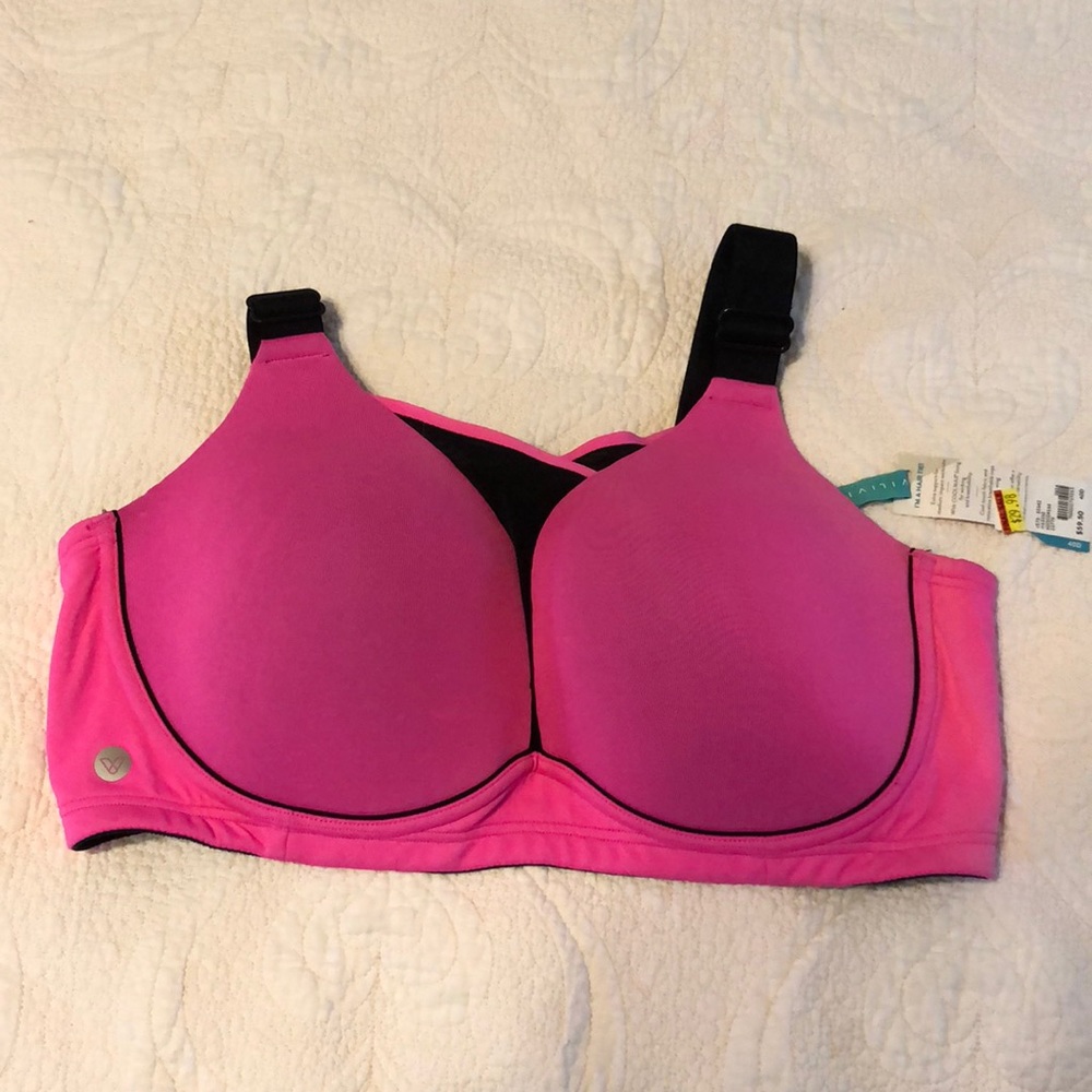 NWT LIVI ACTIVE Sports Bra w/ Cool Max Lining.